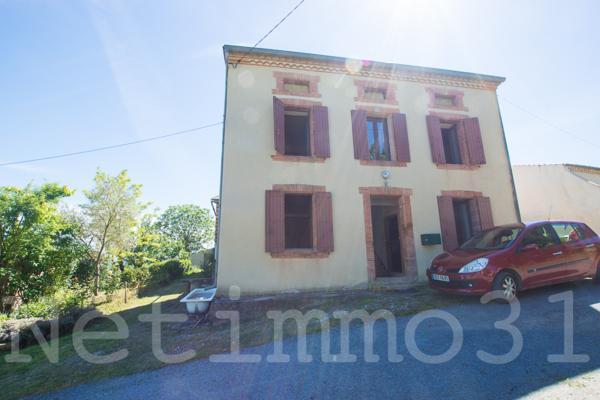 Maison de 80 m² avec dépendances sur un terrain de 3200 m²