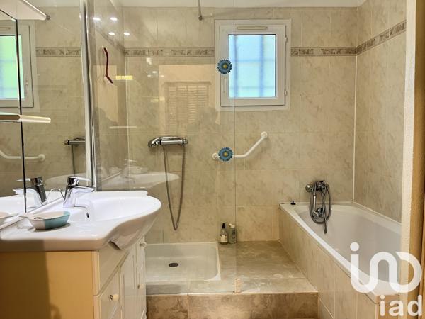 Maison à vendre 5 pièces 130 m² Uzès