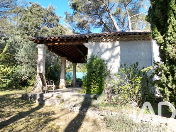 Maison à vendre 5 pièces 130 m² Uzès