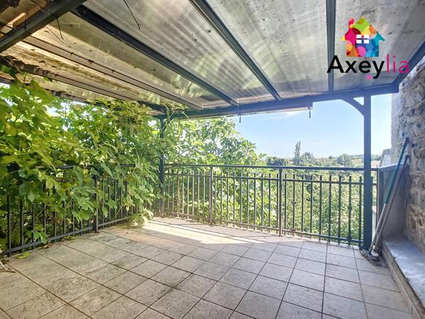 Renaison (42370) A VENDRE - CÔTE ROANNAISE - MAISON 6 CHAMBRES, GARAGE, CAVE ET TERRAIN