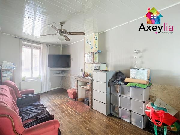 Renaison (42370) A VENDRE - CÔTE ROANNAISE - MAISON 6 CHAMBRES, GARAGE, CAVE ET TERRAIN