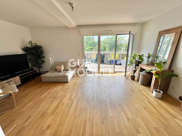 À vendre : Appartement 5 pièces avec 4 chambres à Massy, Vilgenis