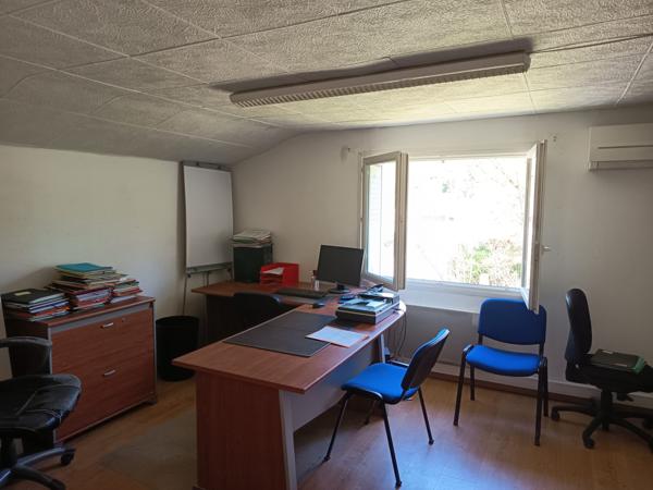 À vendre - Maison ancienne, 4 pièces située à Chancelade (24650)