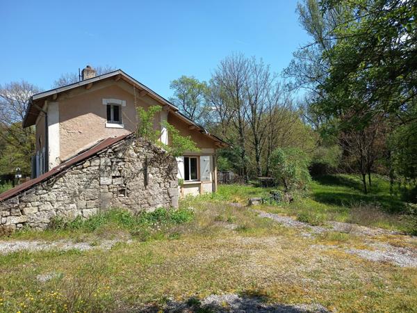 À vendre - Maison ancienne, 4 pièces située à Chancelade (24650)