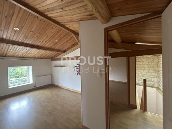 En exclusivité maison en pierre 3 chambres et un bureau (quartier sainte-pezenne)