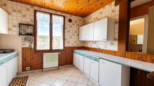 Maison Sezanne 7 pièce(s) 127 m2