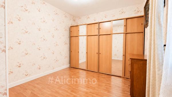 Maison Sezanne 7 pièce(s) 127 m2