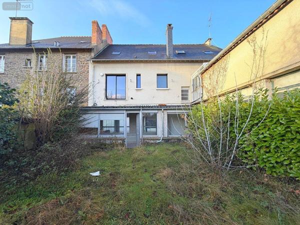 Immeuble à vendre à Rennes en Ille-et-Vilaine (35000), ref : 120