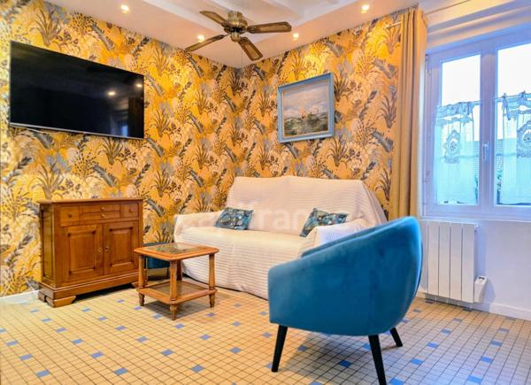 À VENDRE MAISON DE VILLE 3 PIÈCES de 53m² vendue meublée LE TREPORT (76)