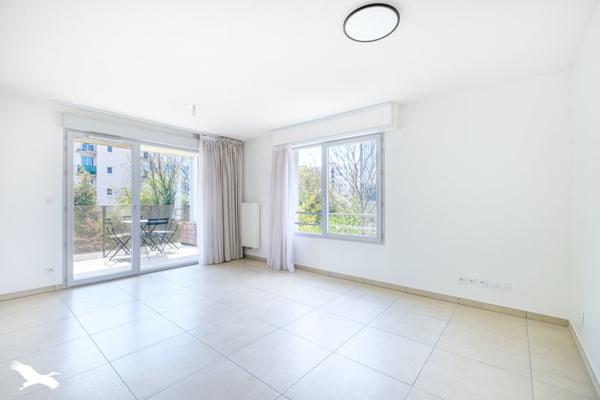 Appartement à vendre |  Saint-Priest |  4 pièces | 77 m²
