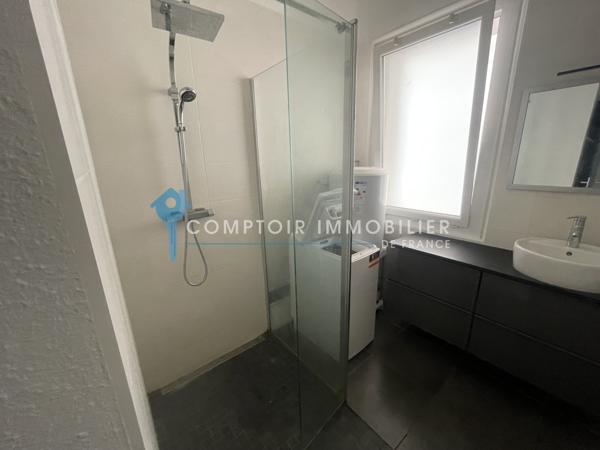 Appartement
                                                                                                                                                                                                                                                                                                                        4 pièce(s)                                                                                                                                                                                                          2 chambre(s)                                                                                                                                                                                                          86  m²