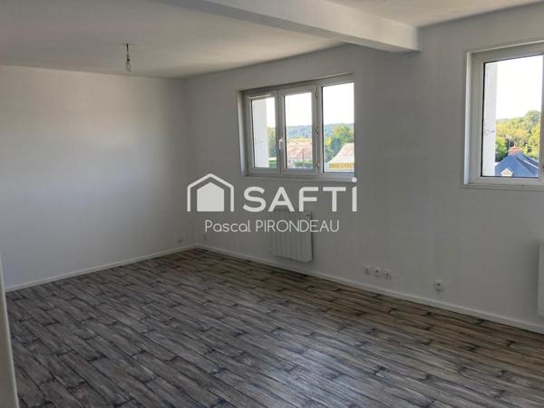 IMMEUBLE DE 5 APPARTEMENTS    VERNANTES