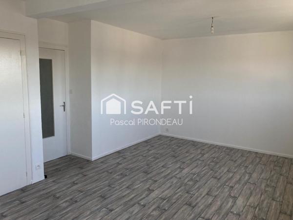 IMMEUBLE DE 5 APPARTEMENTS    VERNANTES