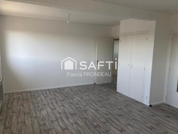 IMMEUBLE DE 5 APPARTEMENTS    VERNANTES