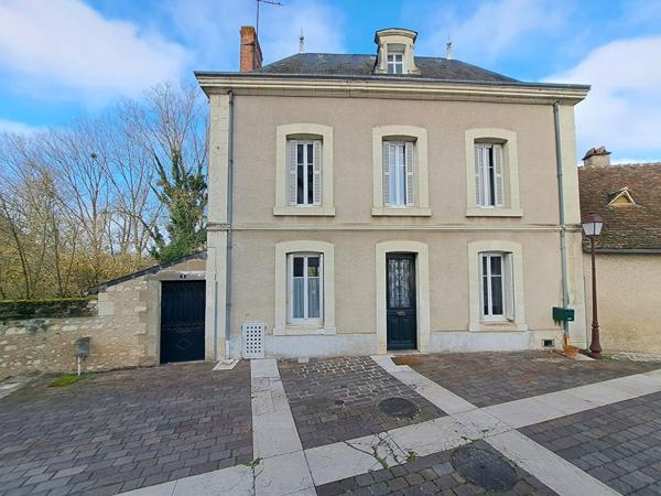 Maison 7 pièces à vendre Ingrandes - 86220 / Réf: 11594