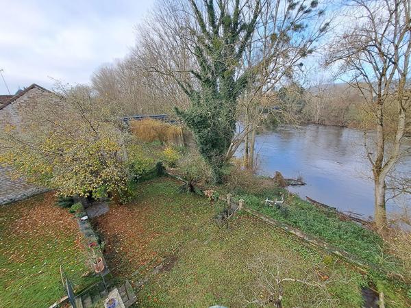 Maison 7 pièces à vendre Ingrandes - 86220 / Réf: 11594