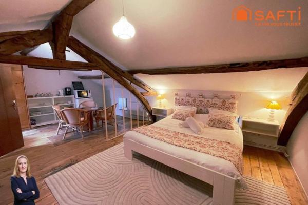 Charme et élégance rurale aux portes d’un village classé