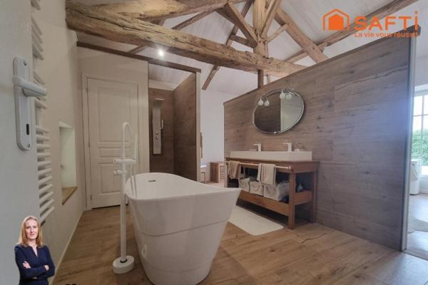 Charme et élégance rurale aux portes d’un village classé