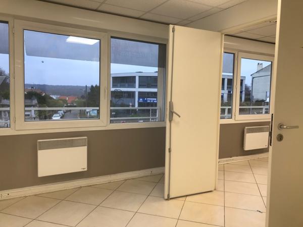 Ris Orangis, Local commercial de 4 bureaux