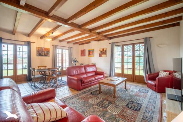 Maison à vendre |                                       Mimizan |                                        5 pièces  |  143 m²