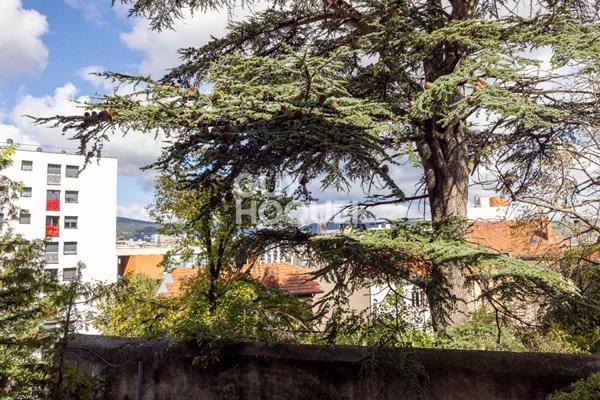Clermont-Ferrand Facultés Appartement T5 de 102 m²