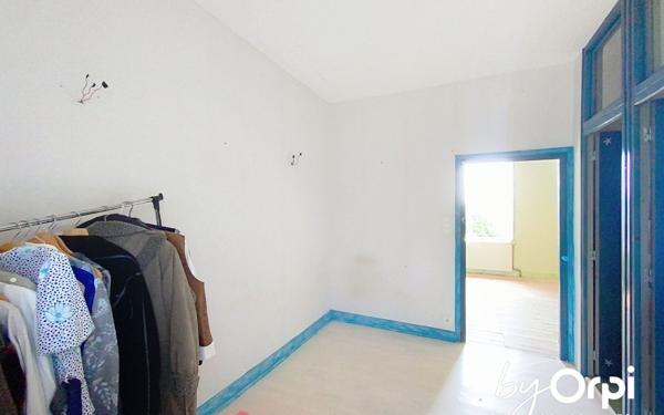 Maison à vendre    9 pièces • 174 m2 Saint-Éloy-les-Mines