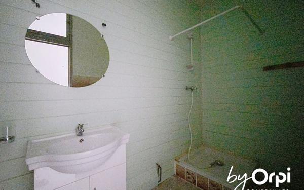 Maison à vendre    9 pièces • 174 m2 Saint-Éloy-les-Mines