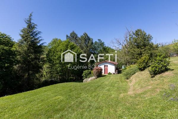 Belle maison basque vue Rhune, proche du lac