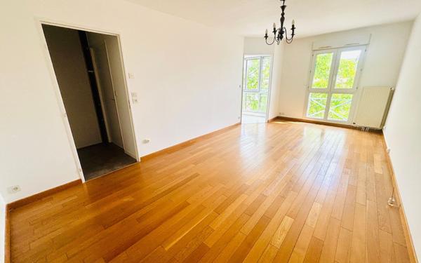 Appartement à vendre    3 pièces • 68,71 m2 Le Mans