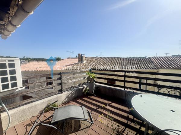 Maison de village
                                                                                                                                                                                                                                                                                                                        5 pièce(s)                                                                                                                                                                                                          3 chambre(s)                                                                                                                                                                                                          120  m²