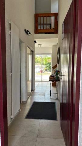 EXCLUSIVITÉ – Maison d’architecte avec piscine au Cap de Bos, Pessac