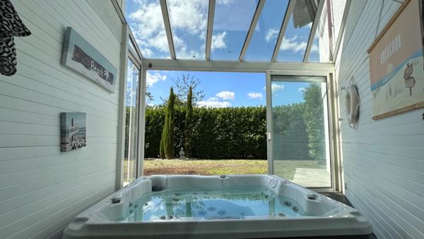 EXCLUSIVITÉ – Maison d’architecte avec piscine au Cap de Bos, Pessac
