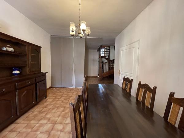 Vente Maison122 m² - 5 Pièces - ST AMAND MONTROND (18200)