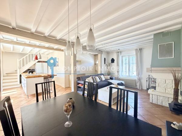 Maison
                                                                                                                                                                                                                                                                                                                        5 pièce(s)                                                                                                                                                                                                          3 chambre(s)                                                                                                                                                                                                          77  m²