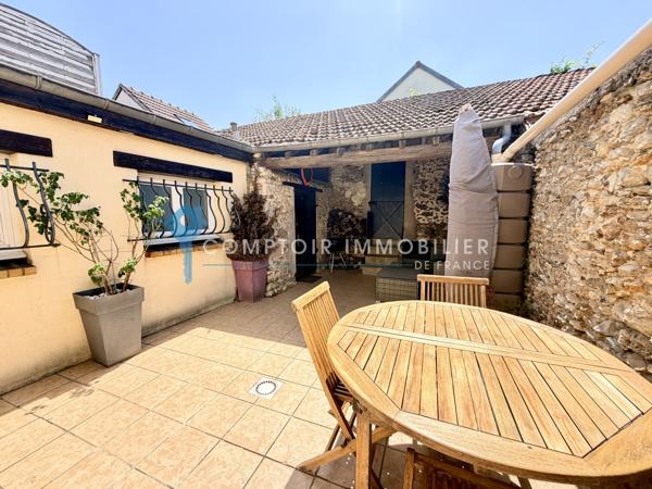 Maison
                                                                                                                                                                                                                                                                                                                        5 pièce(s)                                                                                                                                                                                                          3 chambre(s)                                                                                                                                                                                                          77  m²
