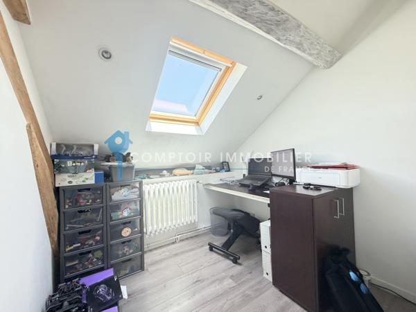 Maison
                                                                                                                                                                                                                                                                                                                        5 pièce(s)                                                                                                                                                                                                          3 chambre(s)                                                                                                                                                                                                          77  m²