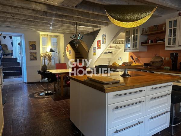 MAISON À VENDRE DE 7 PIÈCES DE 170,00 M²