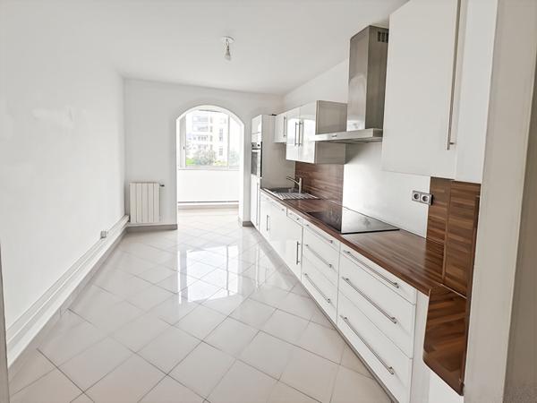 À VENDRE APPARTEMENT T4 de 95 M2 -MONTE MARE- 20000 AJACCIO