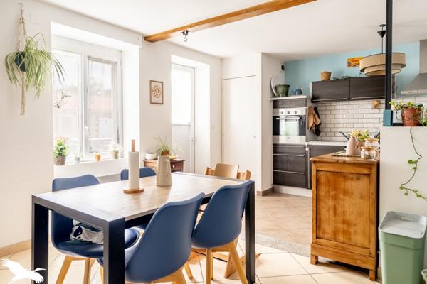Maison à vendre 252 000 € La Chevrolière 6 p 99 m² DPE C