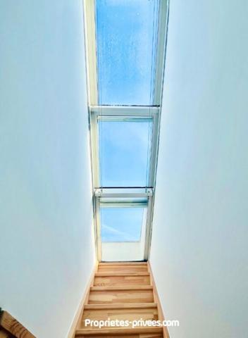 Fréjus Counilliers-ValescureT4 lumineux avec toit-terrasse et vues imprenables