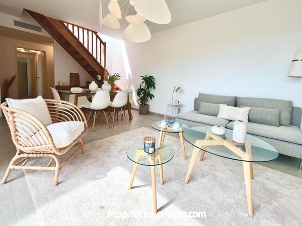 Fréjus Counilliers-ValescureT4 lumineux avec toit-terrasse et vues imprenables