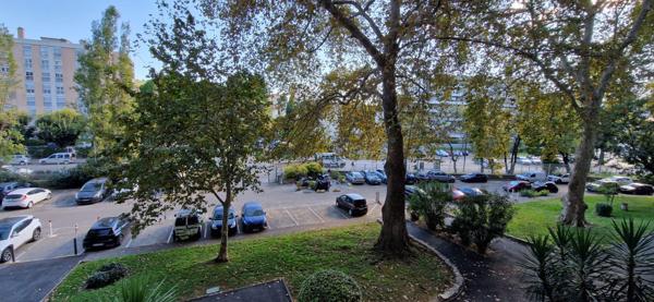 La valentine (13011) T4 dans résidence standing fermée avec balcon, cave et parking