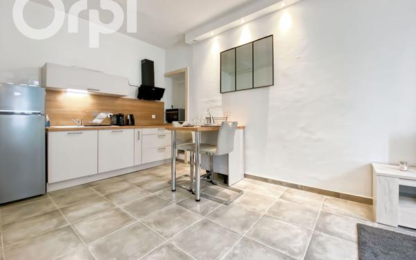 Appartement à vendre    3 pièces • 70 m2 Vals-les-Bains