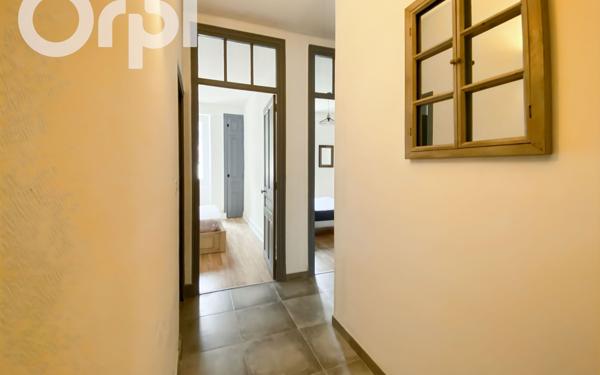 Appartement à vendre    3 pièces • 70 m2 Vals-les-Bains