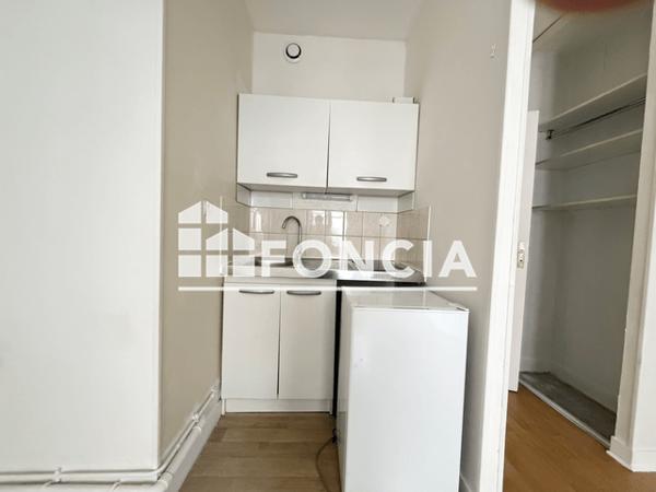 Location Studio 20 m² - 2-4 RUE SAINT PIERRE Chartres 28000