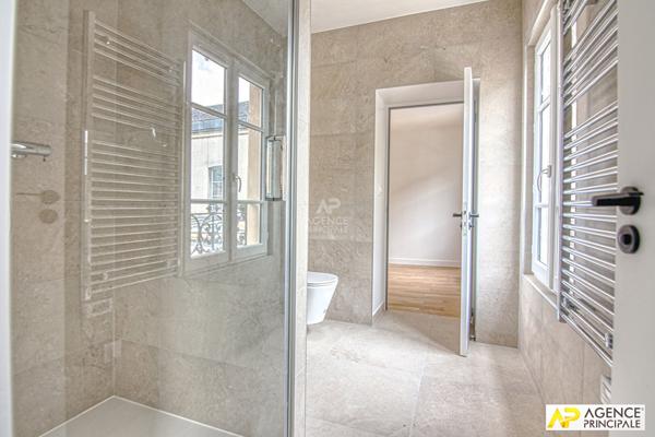 Versailles Notre-Dame Appartement 5 pièces 120 m² 1er et denier étage €995 000 ** - Référence 26648