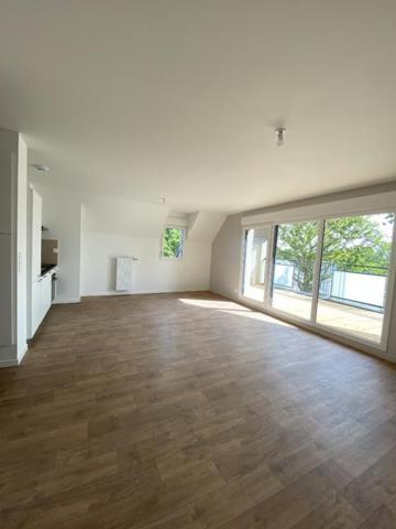 Appartement à louer 4 pièces - 83 m²