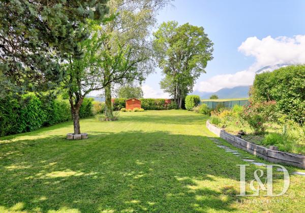 Elégante maison de maître entièrement rénovée proche Chambéry