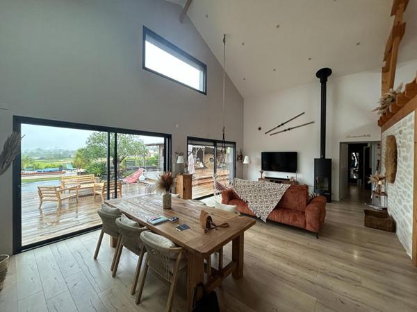 Maison Divatte Sur Loire 5 pièce(s) 150 m2