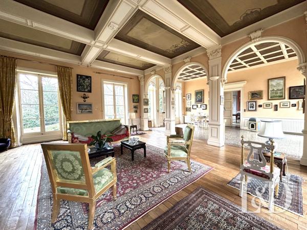 Très beau château proche de Poitiers